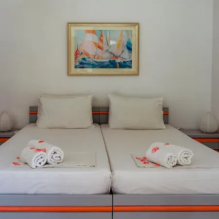 Agii Apostoli Apartment *