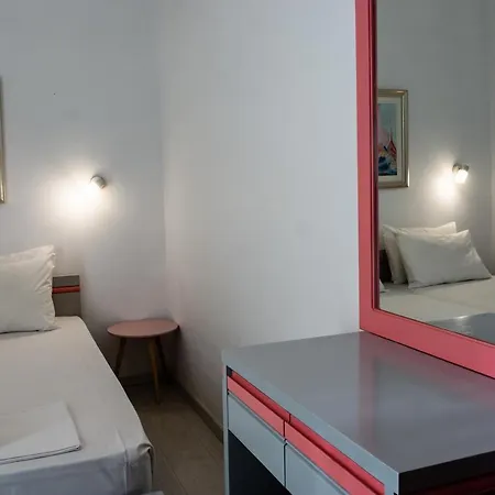 Apartment Agii Apostoli *